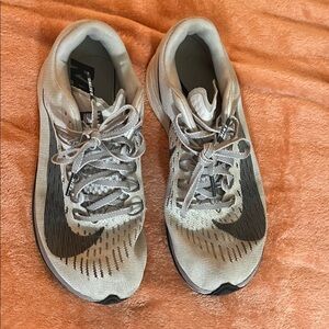 Nike Women's Black and Gray Sneakers